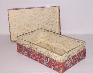“Floris” Bonbon Box.